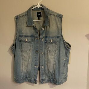 Sleeveless Jean Jacket
